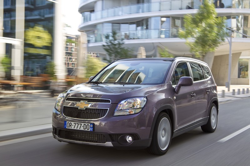 Chevrolet Orlando 2011 02