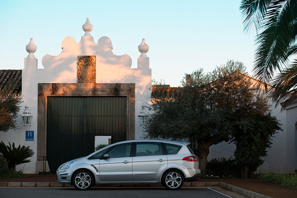 Ford S Max 2010 Facelift 03