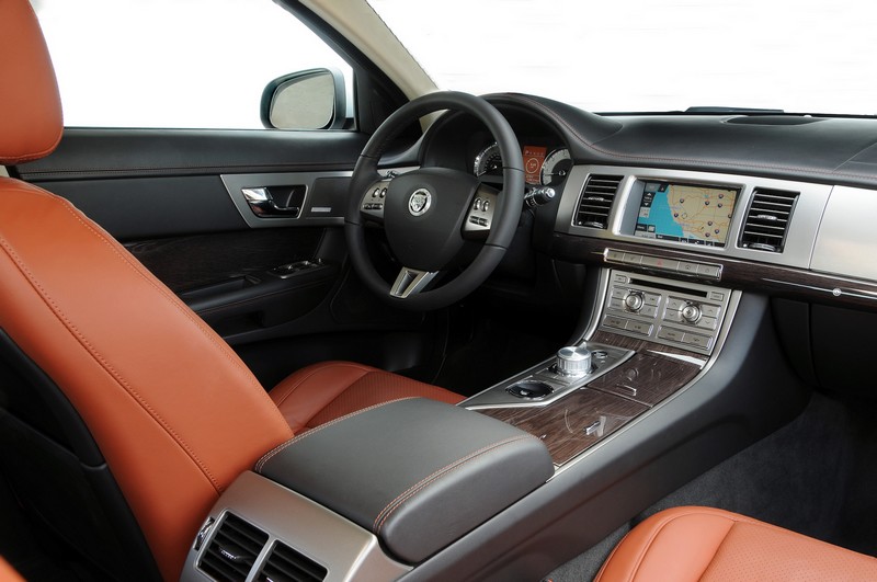 Jaguar Xf Interier 14