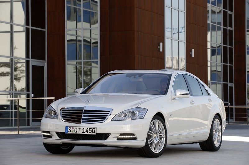 Mercedes Benz S 2010 Facelift Hybrid 05