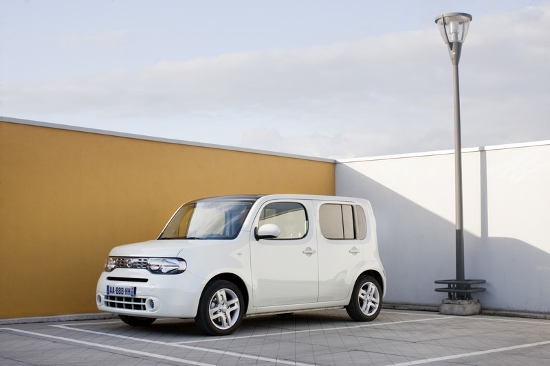 Nissan Cube 01