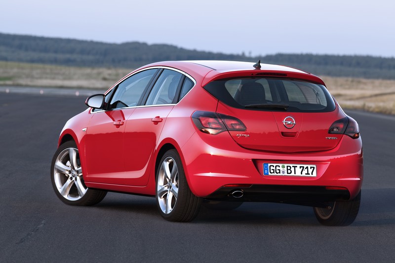 Opel Astra 2009 Hatchback 09