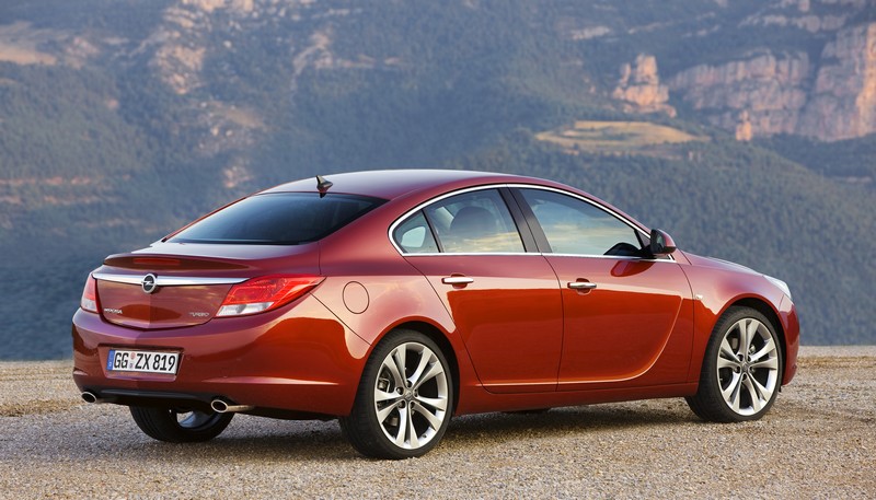 Opel Insignia 06