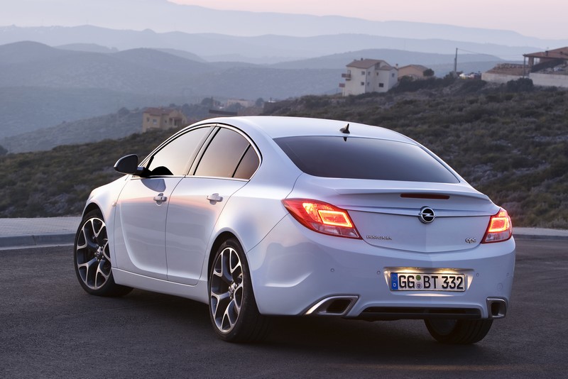 Opel Insignia OPC 16