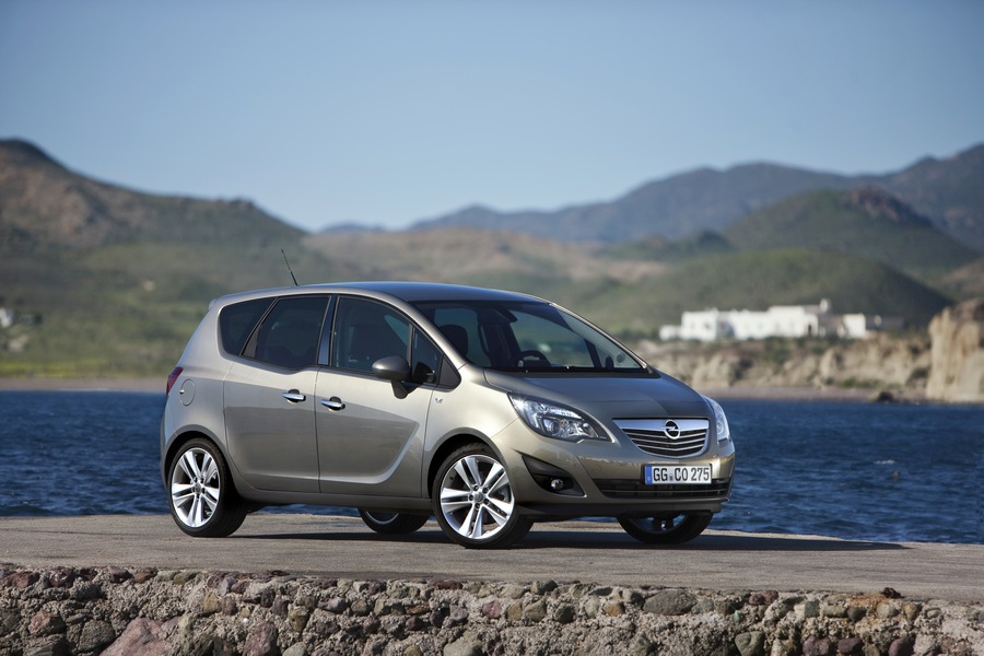 Opel Meriva 2010 02