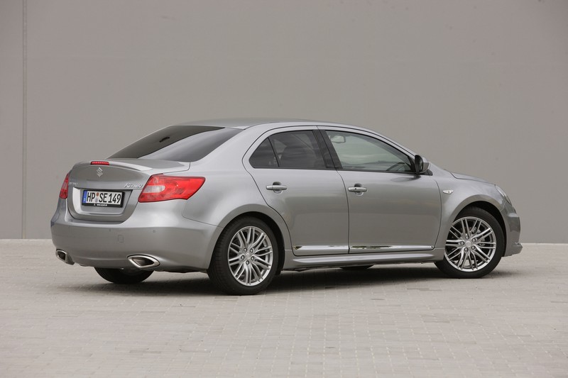 Suzuki Kizashi 2010 04