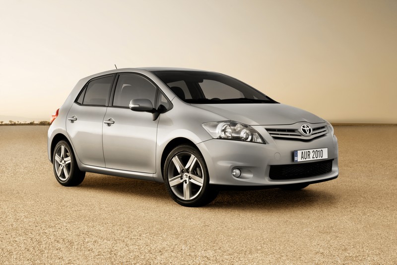 Toyota Auris Facelift 2010 02