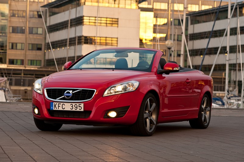 Volvo C70 Facelift 2010 01