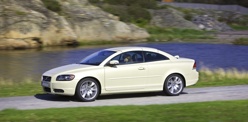 Volvo C70 05